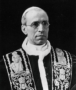 Pope Pius XII2.jpg